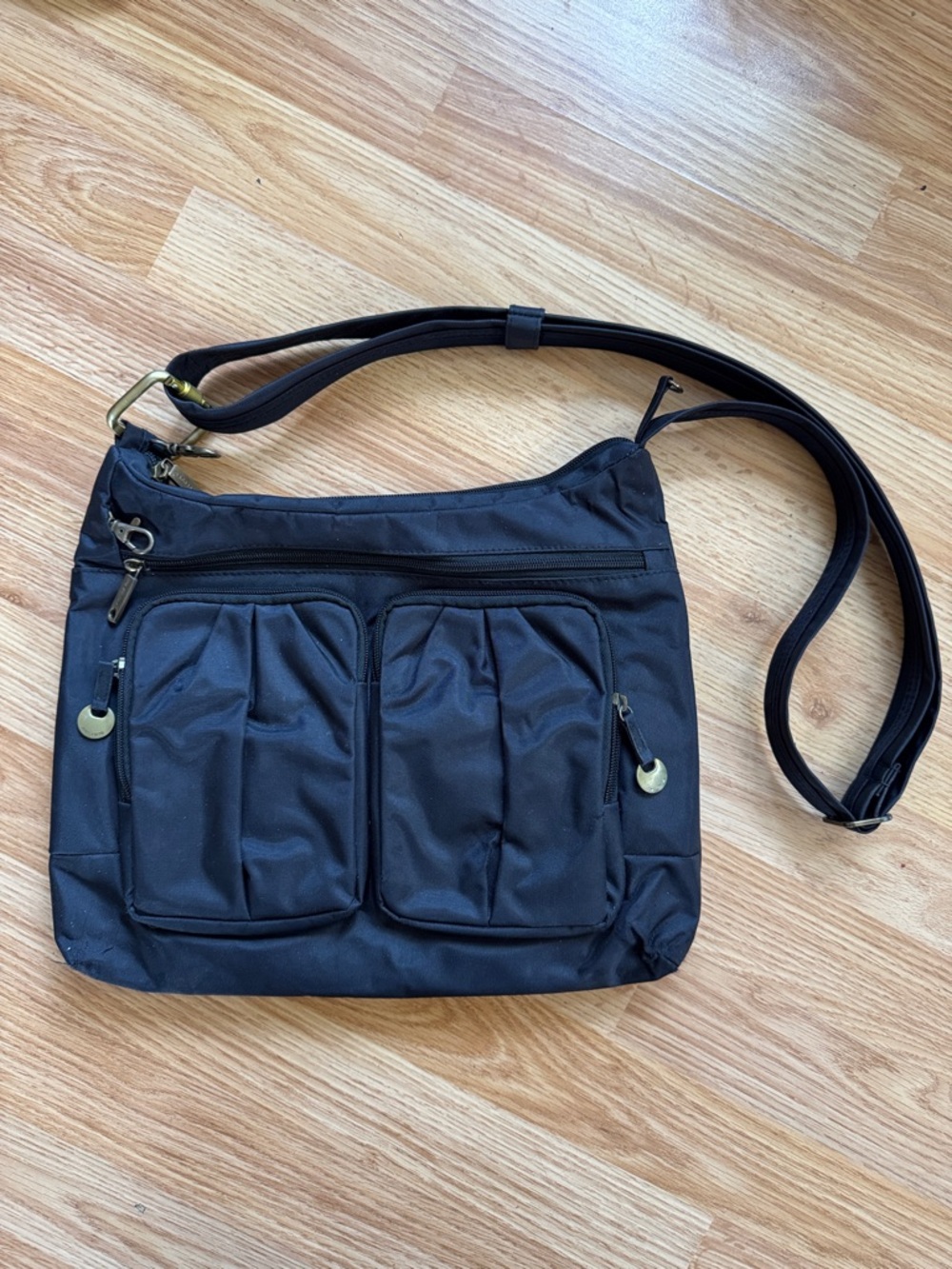 Travelon Shoulder Bag 🔅
